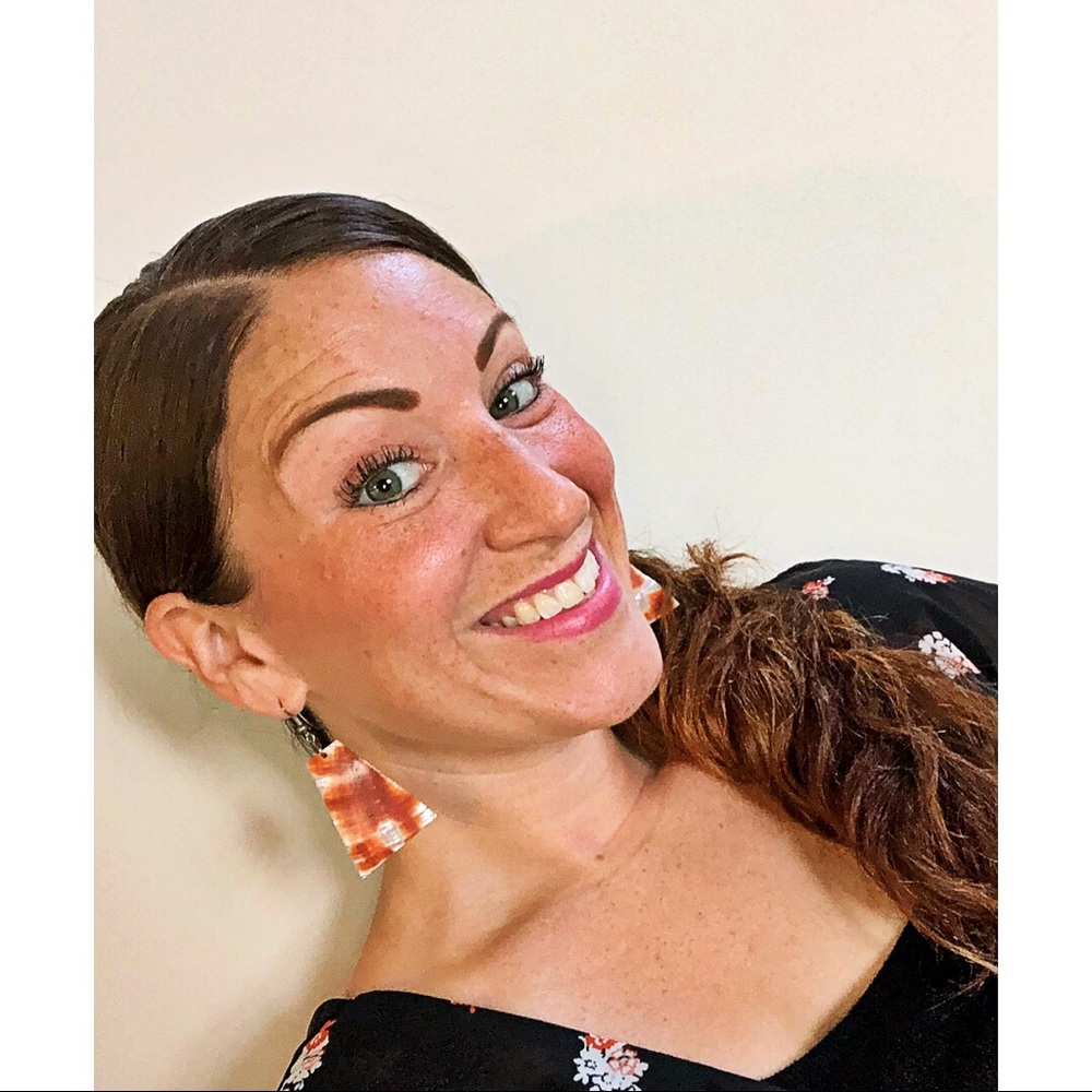 Meet your Posher, Lauren